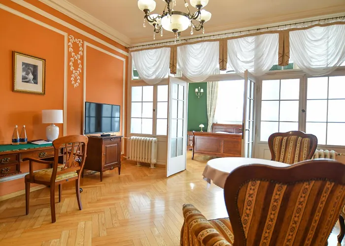 Rezort Dom Zdrojowy W Szczawnie - Zdroju Szczawno-Zdroj