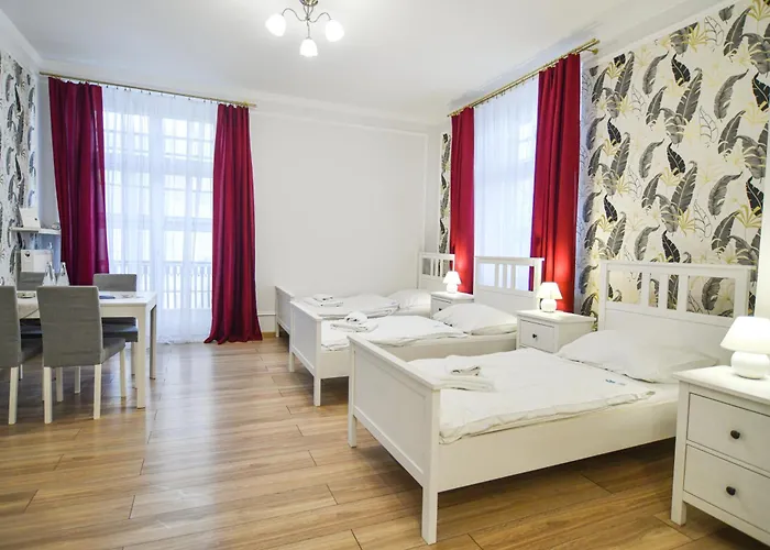 Dom Zdrojowy W Szczawnie - Zdroju Rezort