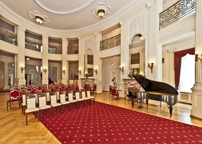 Dom Zdrojowy W Szczawnie - Zdroju Rezort *